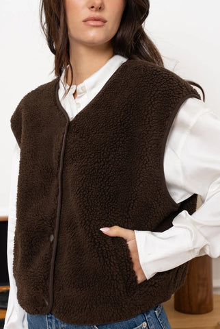 ONA Bodywarmer - Coffee