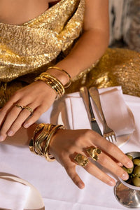 MY -  Chunky bangle met swirl