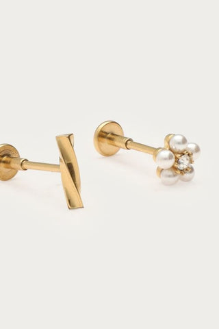 MY-Oor piercing set met zoetwaterparel bloem