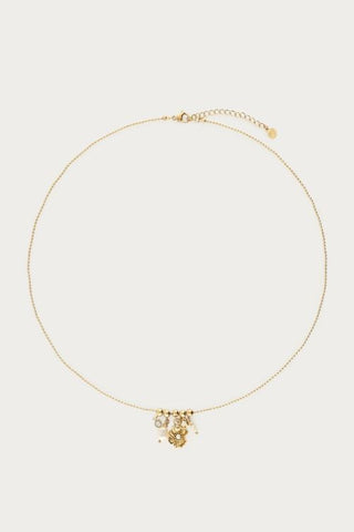 MY-Ketting met ranonkel bloem en zoetwaterparels