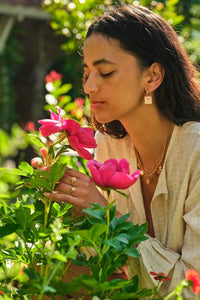 MY-Botanical oorringen met roze bloemen